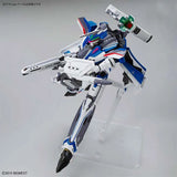 Bandai Super Dimension Fortress Macross Model Kit HG VF-31J Siegfried 
